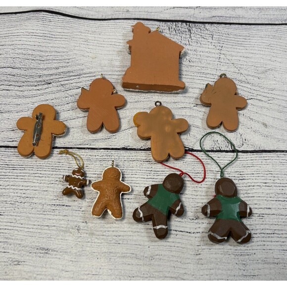 Lot Of 8 Assorted Gingerbread Christmas Tree Ornaments & 1 Pin Small / Mini - Picture 2 of 2